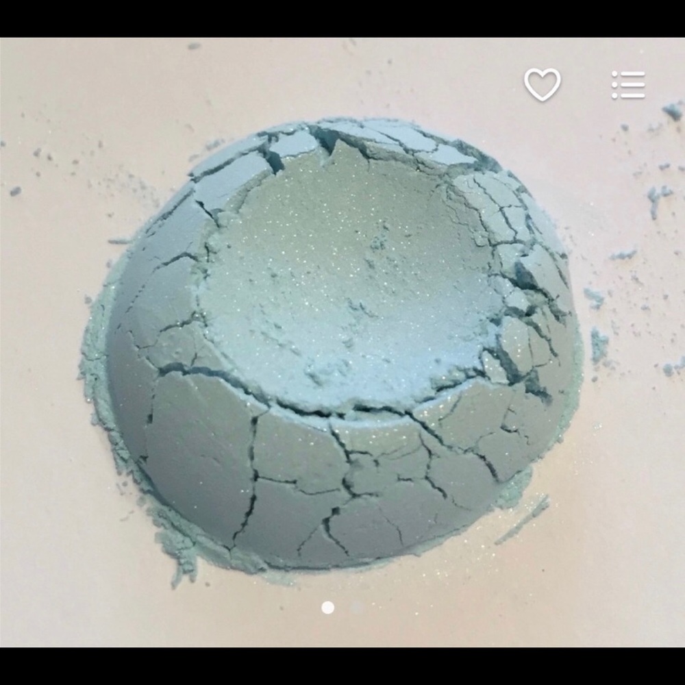 Mineral Eyeshadow in Heaven